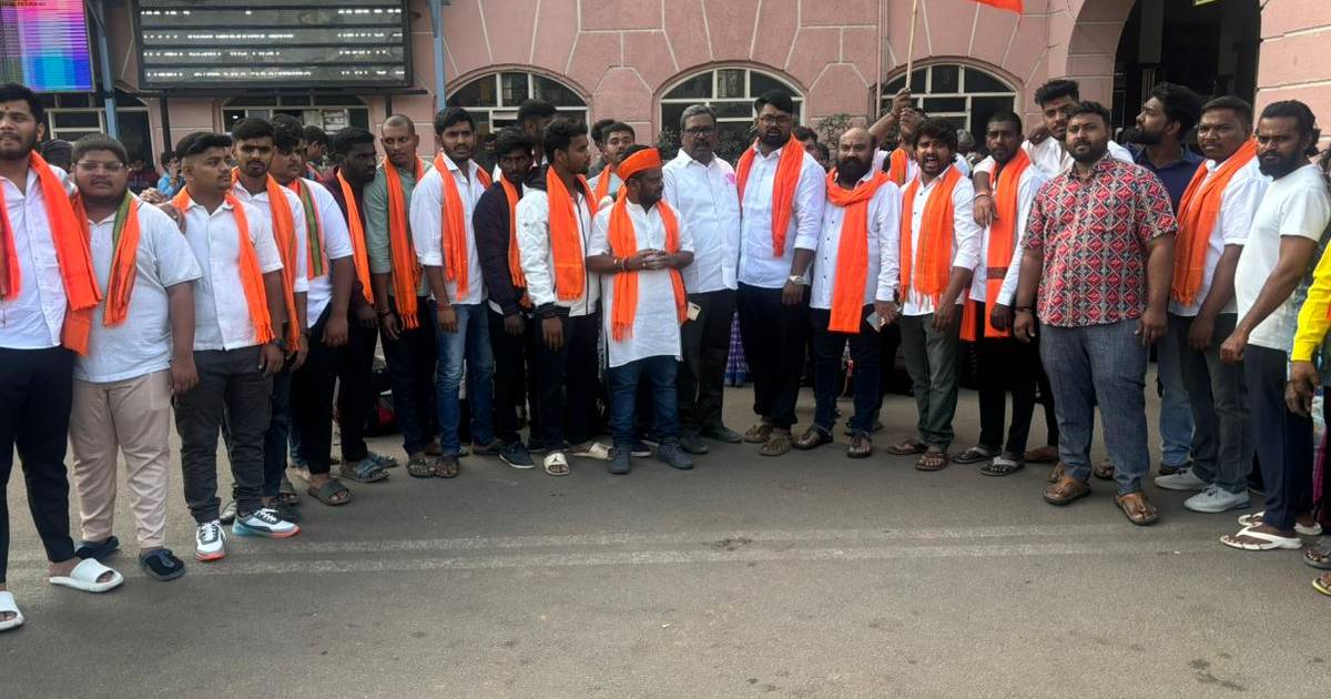 Ram Mandir: 32 VHP, Bajrang Dal workers from Telangana leave for Ayodhya